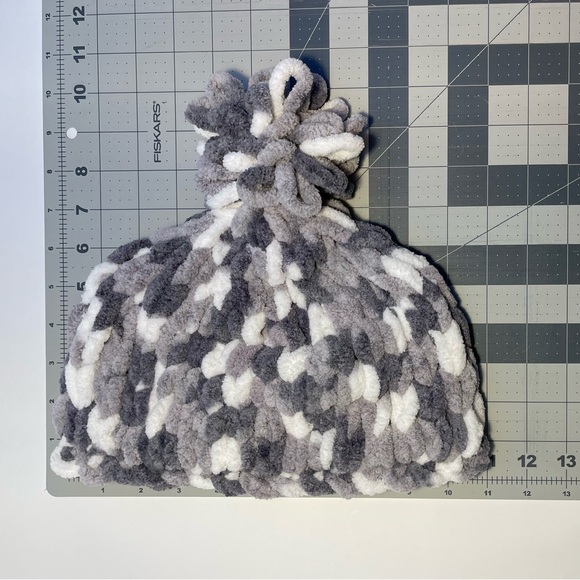 Handmade Kid’s Super Soft & Cozy Winter Hat With Loopy Pom-Pom - Variegated Gray - Picture 8 of 9